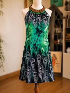 Green Peacock Feather Print Halter Dress Wooden Disc Neckline Boho | Size S-M